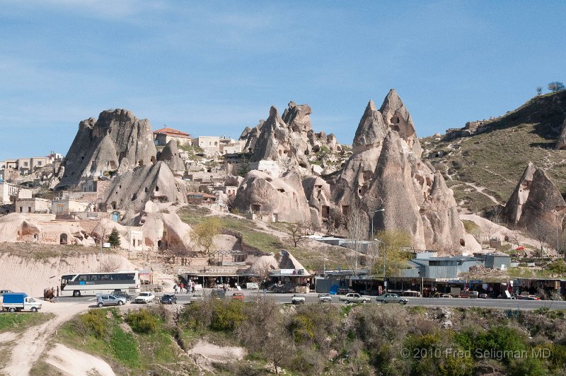20100405_154612 D300.jpg - Along the Goreme to Nevsehir road